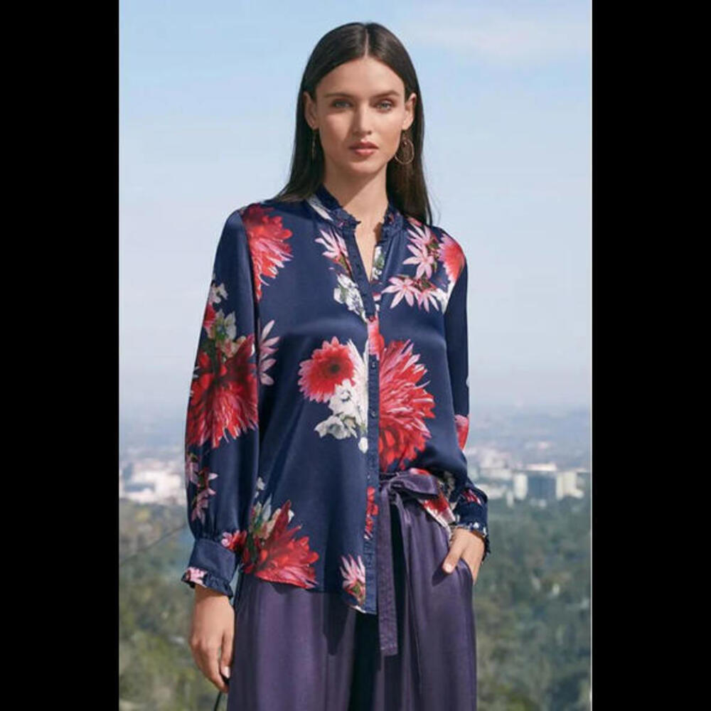 SOLD!!  JOHNNY WAS ASTER RUFFLE COLLAR BLOUSE 100% Silk W16122-9 sz L Large Blue